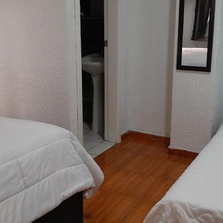 Hostal Brilliant Кіто Екстер'єр фото