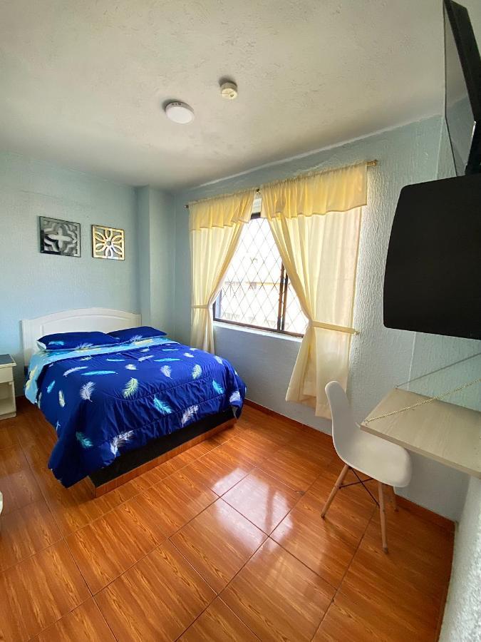 Hostal Brilliant Кіто Екстер'єр фото