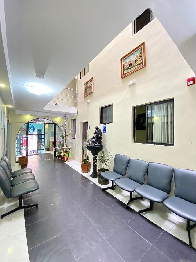 Hostal Brilliant Кіто Екстер'єр фото