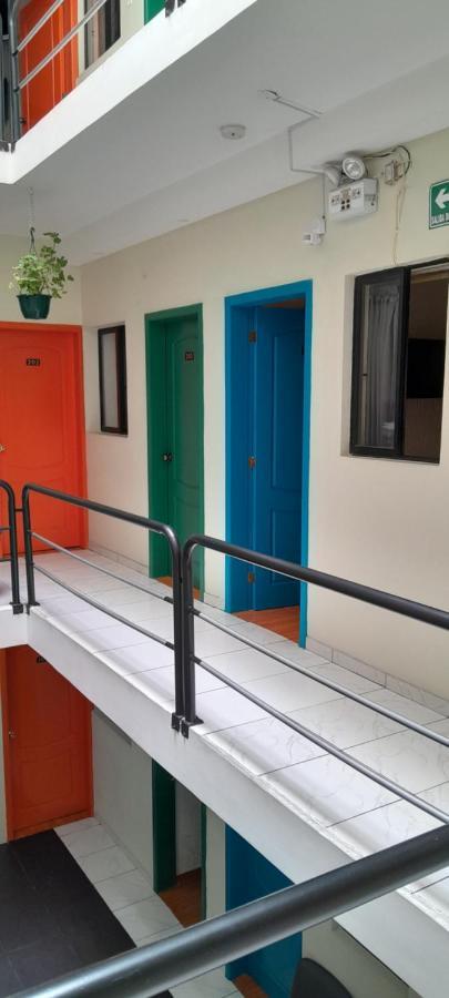 Hostal Brilliant Кіто Екстер'єр фото
