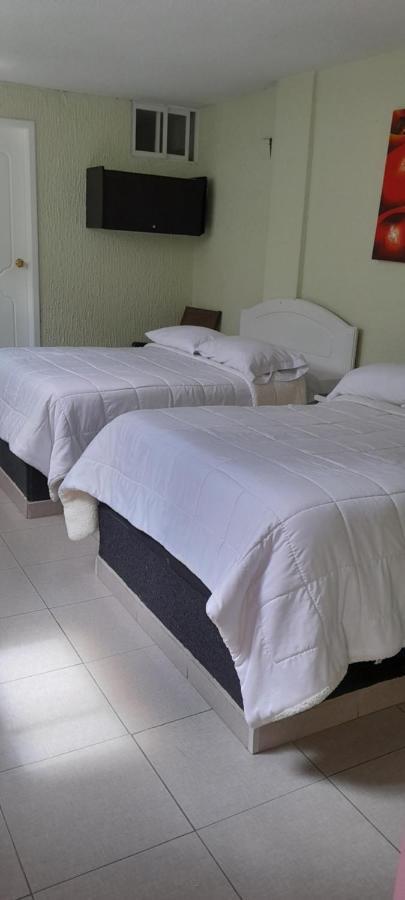 Hostal Brilliant Кіто Екстер'єр фото