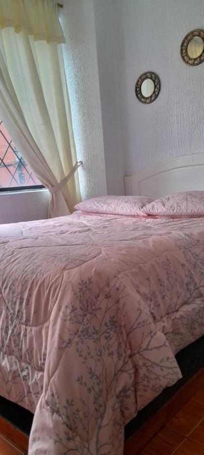 Hostal Brilliant Кіто Екстер'єр фото